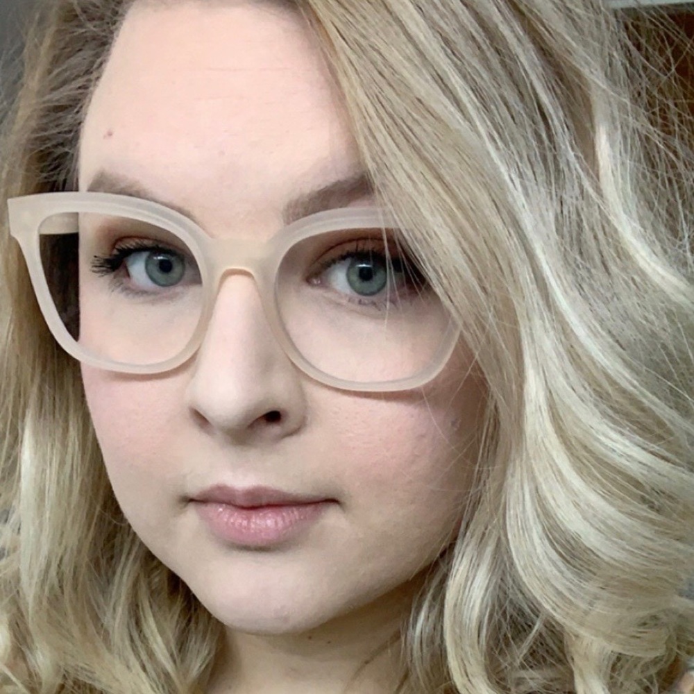 Meet your Posher, Katherine